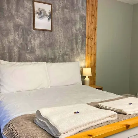 Secluded Hot Tub, Pool, Escape * Bootle (Cumbria)