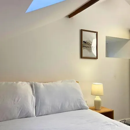 Secluded Hot Tub, Pool, Escape Feriehus