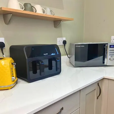 Ferienhaus Secluded Hot Tub, Pool, Escape