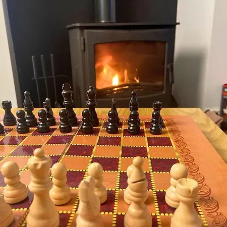 Secluded Hot Tub, Pool, Escape Feriehus